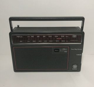 Vintage Ge General Electric Fm/am Portable Radio Model No 7 - 26600 Great