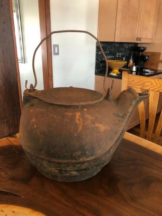 Old Cast Iron Kettle Tea Pot Swinging Swivel Lid No 8 With Handle Vintage