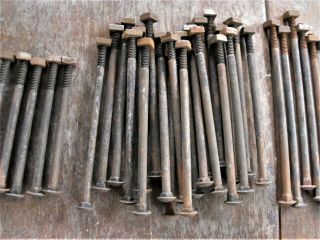 32 VINTAGE 1/4 CARRIAGE BOLTS W/SQUARE NUTS THREE DIFFERENT LENGTHS BARGAIN 3