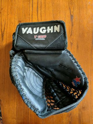 Vintage Vaughn T - 1950 Goalie Catcher (catching Glove)