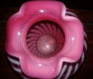 Vintage Fenton Cranberry Opalescent Spiral Optic Vase 3