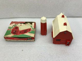 Vintage Plasticville Red Barn Silo Building Kit Complete W/ Box 1950 