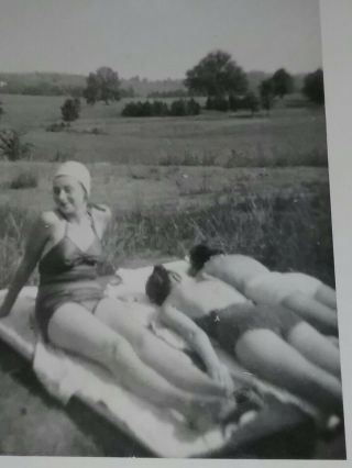 Vintage Snapshot Photo 3 Women In Swim Suits 1947 Risque Sun Bathing