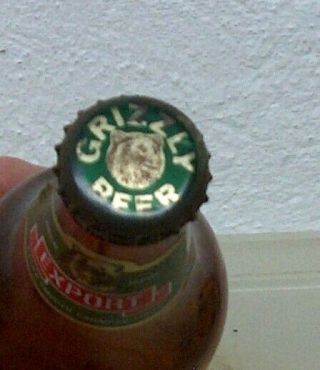 Rare Vintage Grizzly bear beer bottle crown cap 2
