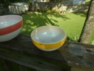 Pair VINTAGE FIRE KING COLONIAL BAND RIM PINK YELLOW STRIPE MIXING BOWLS 7