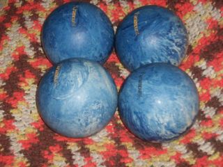 4 Vintage Paramount Candle Pin Bowling Balls - Blue & White Swirls - WITH CASE 3