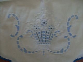 Vintage hand embroidered & edged table runner dresser scarf blue white 46 