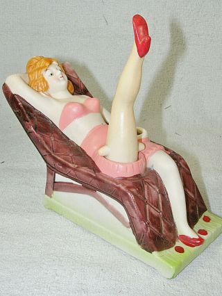 Vintage Naughty Lady in Undies with Nodder Leg on Lounge Chair - Ashtray 3