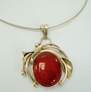 Very Fine Quality Vintage Sterling Silver & Carnelian Large Pendant Necklace
