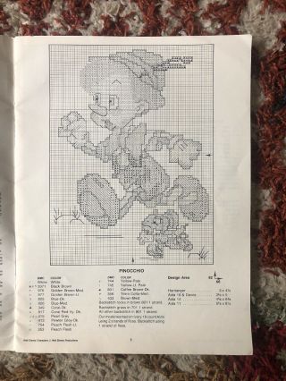 Walt Disney Characters in Counted Cross Stitch Pattern Book 1980 Paragon Vtg 4