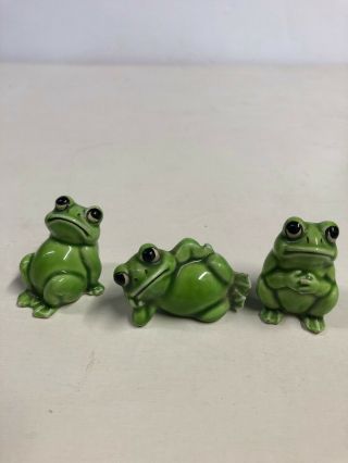 3 Pc Vintage Ceramic Green Frogs Figurines Made In Japan N6