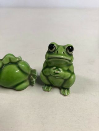 3 pc Vintage Ceramic Green Frogs Figurines Made in Japan N6 2