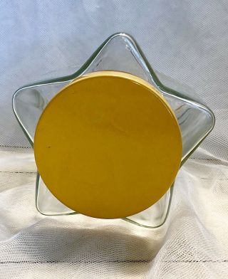Vintage Star Shaped Glass Canister Candy Storage Jar Gold Yellow Lid 6.  25 x 5.  5” 2
