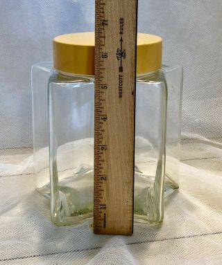 Vintage Star Shaped Glass Canister Candy Storage Jar Gold Yellow Lid 6.  25 x 5.  5” 5