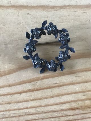Vintage 925 Silver Ring Of Flowers Brooch.  Very Pretty Object.