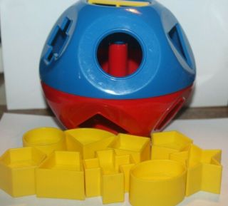 Vintage Red & Blue Tupperware Toy Shape O Ball Sorter 9 Blocks Missing Block 3