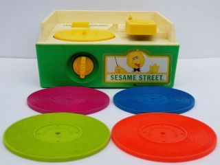 Vintage Sesame Street Fisher Price Music Box Record Player 4 Records 1984