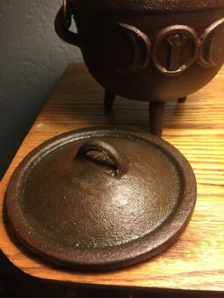 Vintage Triple Moon Cauldron 5”w/ Handle And Lid Iron Tripod Incense Burner