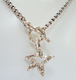 Fine Quality Vintage Sterling Silver Star Design Pendant Necklace