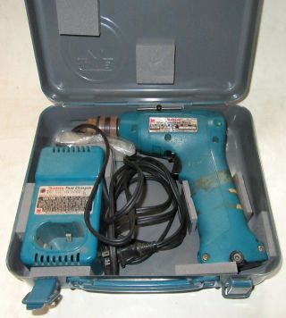Vintage Makita 6010d 10mm Cordless Drill,  Fast Charger And Metal Carrying Case