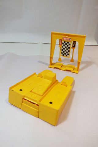 Vtg 1967 Mattel Redline Hot Wheels Start And Finish Gate Yellow