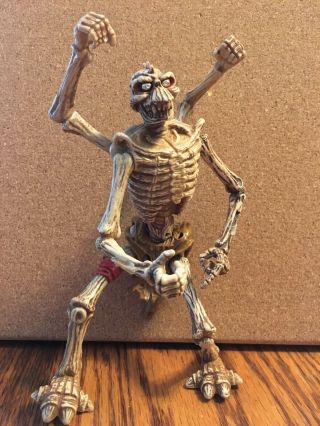 Vintage Skeleton Warriors " Aracula " Action Figure 1994 Playmates Leg