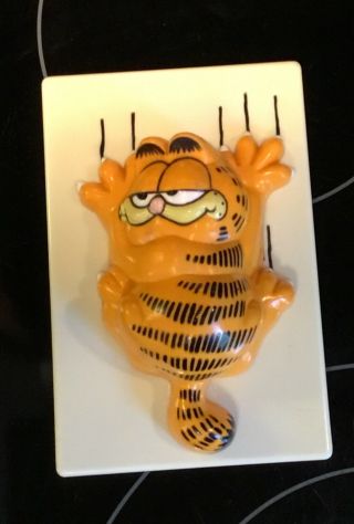 Vintage 1980’s Garfield Claws Out Light Switch Cover