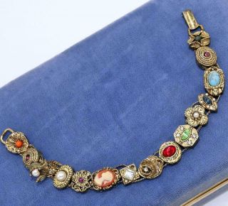 Lovely Vtg Unsigned Goldette Victorian Rev Glass Cameo Slide Charm Bracelet Na83
