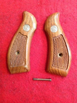 Vintage Smith Wesson Factory Walnut Grips Screw Checkered