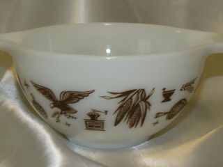 Vintage Pyrex Brown Early American Print Mixing Bowl 411 Ovenware 1.  5 Pint