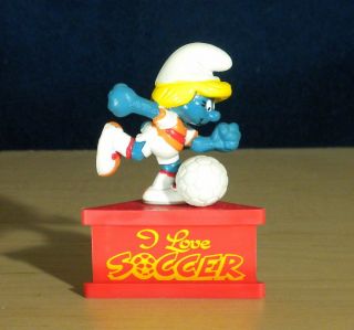 Smurf A Gram I Love Soccer Smurfette Vintage Smurfs Figure Pvc Figurine Stand Hk