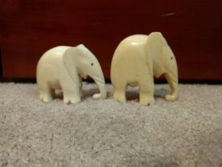 2 Small Vintage Old Antique Ivory Hand Carved Elephant 