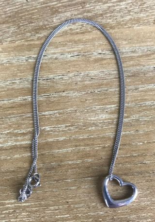 Vintage Simple 925 Sterling Silver Heart Pendant Necklace Chain 40cm 2.  90g