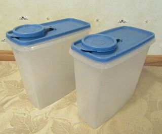 2 Vintage Tupperware 12 - Cup Sheer Cereal Containers,  Pour Lids,  Country Blue Guc