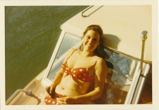 Ju30 Vintage Photo 3x5 Hawaii Fishing Fishing Trip 1969 Red Polka Dot Bikini