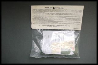 AirFix 1/72 Scale Westland Scout Helicopter Vintage Model Red Stripe Bag Kit 3