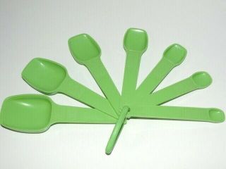 Vtg Tupperware Measuring Spoons Set Of 7 Green 1/8,  1/4,  1/2,  1& 1 1/2t,  1t,  1t,  4t