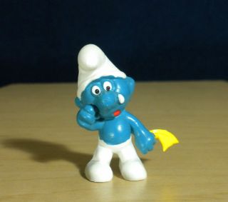 Smurfs 20018 Crying Smurf Hanky Vintage Figure Pvc Toy Figurine Schleich Peyo