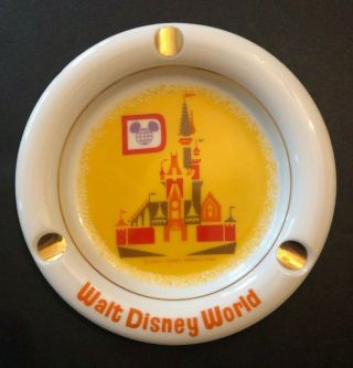 Walt Disney World Vtg 1970s Productions Castle Ceramic Gold Trim Ashtray Japan