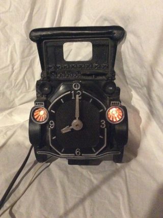 Vintage Model T Car Mastercrafters Wall Clock Flicker Headlight M - 740