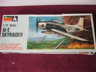 1/72 Scale Model Kit Vintage 1967 Monogram Pa146 Ai - E Skyraider Bomber Open Box