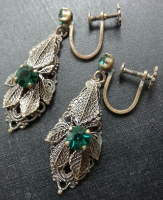 vintage art deco green rhinestone Czech filigree gold tone clip on earrings A361 2