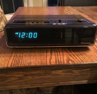 Vintage Panasonic Rc - 100 Digital Clock Radio.  Retro Wood Design -