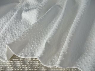 Waverly Matelasse Quilt Coverlet Bedspread Dots Scalloped 92x78 Vtg? Full Queen