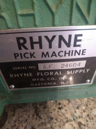 Vintage RHYNE Pick Machine Floral Stem Crimp Machine 3