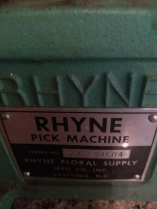 Vintage RHYNE Pick Machine Floral Stem Crimp Machine 7