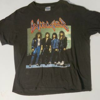 1990 Winger In The Heart Of The Young Concert Tour Shirt Vintage With Dates