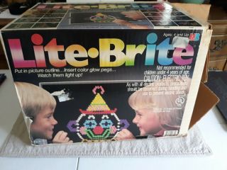 Vintage Lite Brite 1986 With Sheet Pegs Boxs,  Star Wars,  Looney Tunes