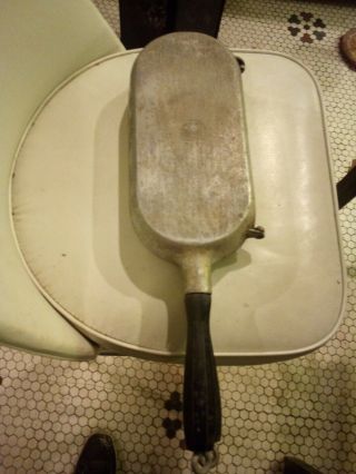 Vintage Master Heavy Duty Cast Aluminum Double Sided Omelet Pan 2