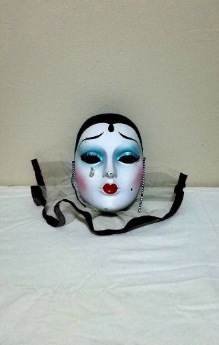 Showstoppers,  Inc.  Vintage Ceramic Mask: Face Decorative Wall Hanging